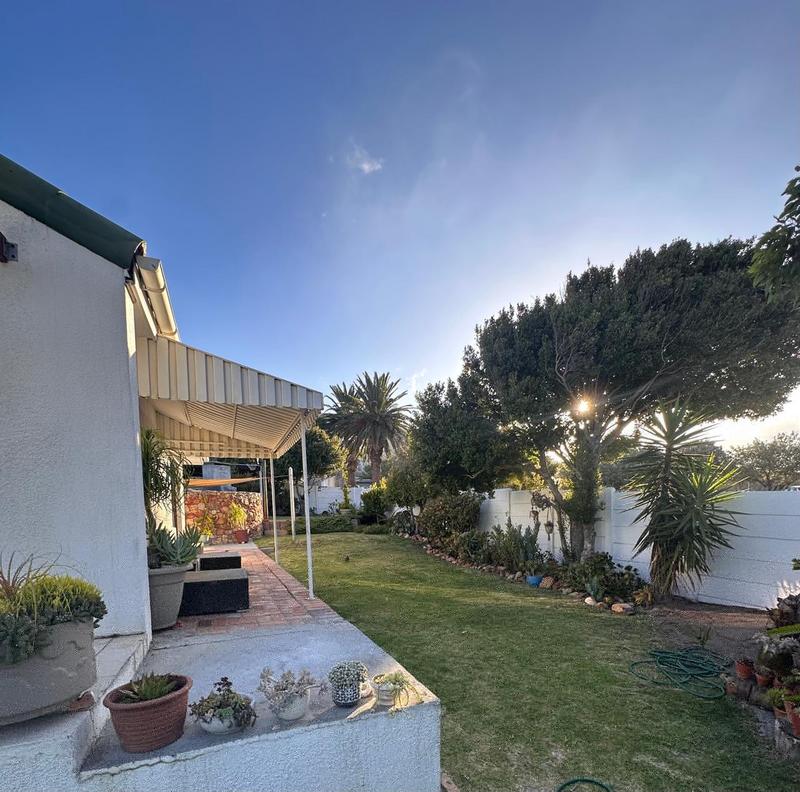 4 Bedroom Property for Sale in Fish Hoek Western Cape